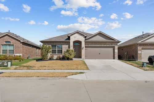 308 Youngblood Ln, Fort Worth, TX, 76131-2609 | Card Image