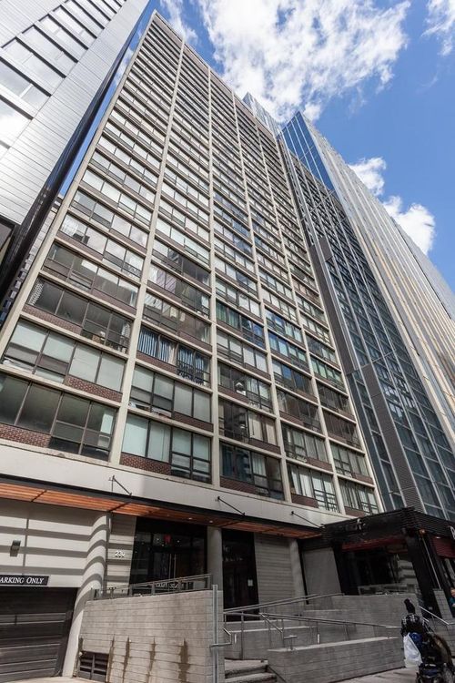 apt-2203-230 E Ontario St, Chicago, IL, 60611-7260 | Card Image