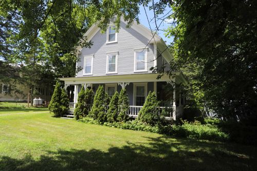262 Main St, Derby, VT, 05829-9736 | Card Image