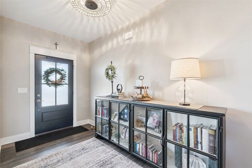 2319 Sw 22nd St, Ankeny, IA, 50023-9401 | Card Image