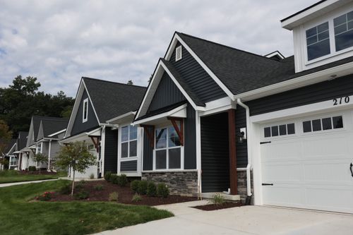 2-210 Canyon Creek Court, Marion Township, MI, 48843 | Card Image