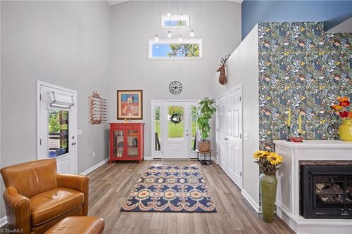 106 Grants Home Trl, Ararat, NC, 27007-8088 | Card Image