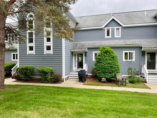 4-4 Fairway Ln, Blackstone, MA, 01504-2315 | Card Image