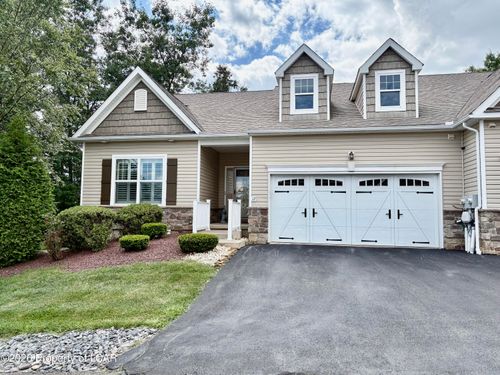 12 Reserve Dr, Drums, PA, 18222-2078 | Card Image