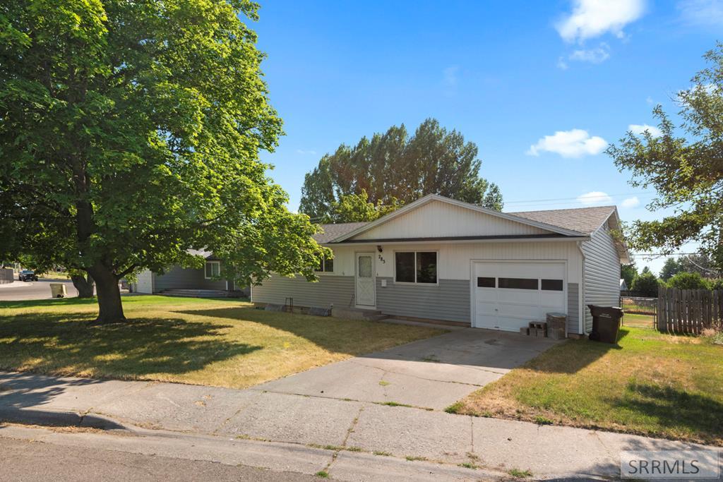 Melrose Dr, Idaho Falls, ID 83401
