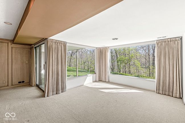 8433 Quail Hollow Rd, Condo with 3 bedrooms, 3 bathrooms and null parking in Indianapolis IN | Image 24