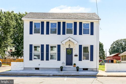 20 W Water St, MIDDLETOWN, PA, 17057-1453 | Card Image