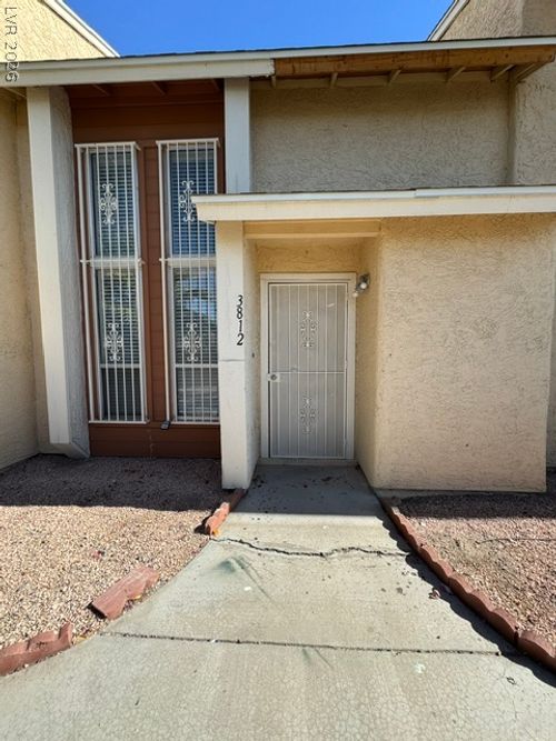 3812 Fitzpatrick Dr, Las Vegas, NV, 89115-3292 | Card Image