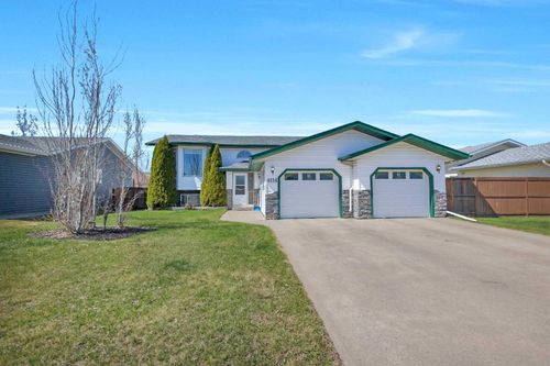 4114 65a St, Stettler, AB, T4K1E6 | Card Image