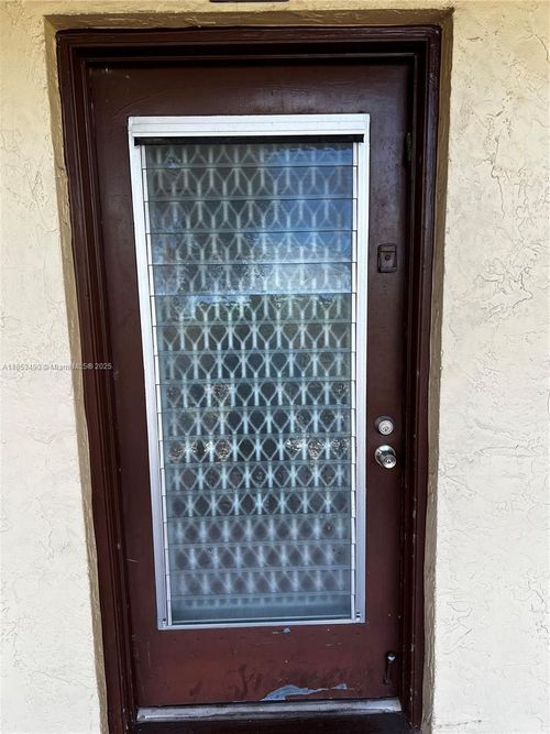 322-3141 Nw 47th Ter, Lauderdale Lakes, FL, 33319-6638 | Card Image