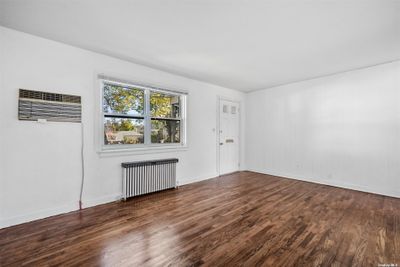 GV12-D - 75-22 249 Street, Home with 3 bedrooms, 1 bathrooms and null parking in Bellerose NY | Image 3