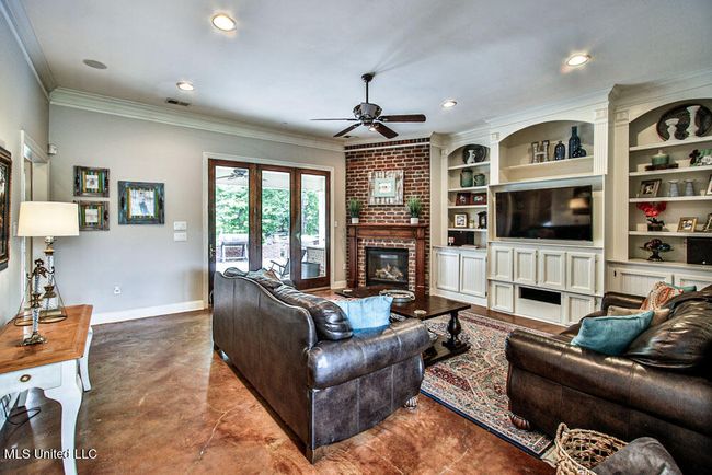 Living Room accessible to Inground Pool | Image 15