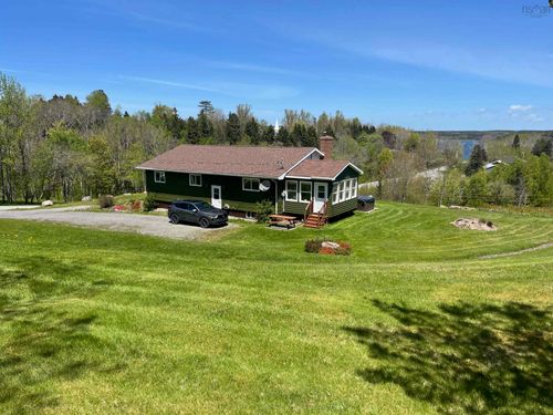 104 Green Street, Guysborough, NS, B0H1N0 | Card Image