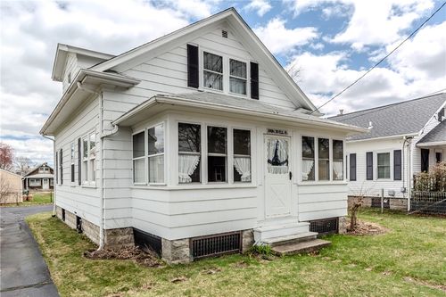 190 Wendell Road, Warwick, RI, 02888 | Card Image