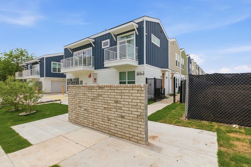 302-2925 Spruce Valley Ln, Dallas, TX, 75233-1309 | Card Image