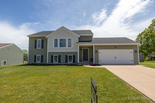 709 Wild Flower Dr, Wayland, MI, 49348-1476 | Card Image
