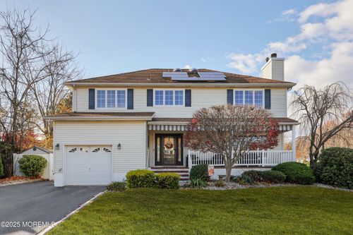 2 Columbia Dr, Tinton Falls, NJ, 07724-9700 | Card Image