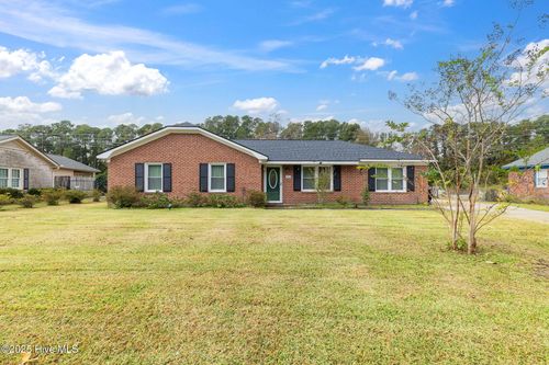805 Spring Valley Rd, Wilmington, NC, 28405-1210 | Card Image