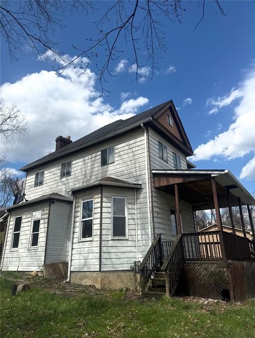 144 Kings Rd, West Mifflin, PA, 15122 | Card Image