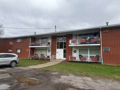 5204 Mountain View Mnr, Morgantown, WV, 26501-7193 | Card Image