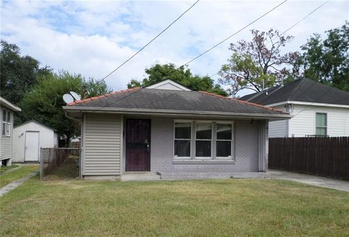 4011 Clematis St, New Orleans, LA, 70122-4805 | Card Image