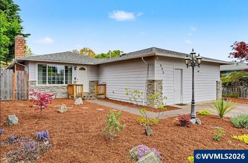 945 Se Marion Ave, Corvallis, OR, 97333-2039 | Card Image