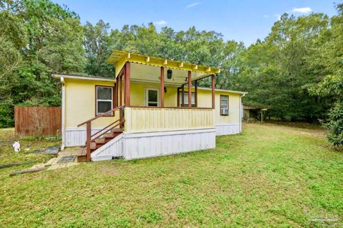 5830 N Airport Rd, Milton, FL, 32583-8690 | Card Image