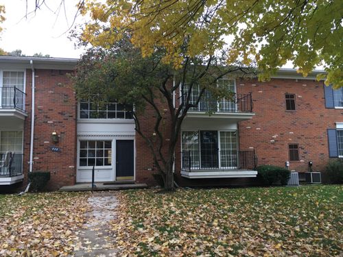 3-444 Fox Hills Dr N, Bloomfield Hills, MI, 48304-1329 | Card Image