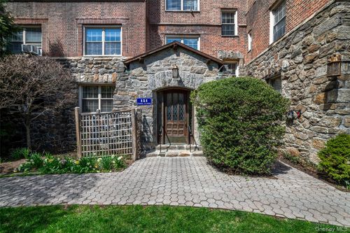 apt-5b-151 Centre Ave, New Rochelle, NY, 10805-2716 | Card Image