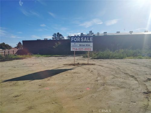 736 E Holt, Ontario, CA, 91761 | Card Image