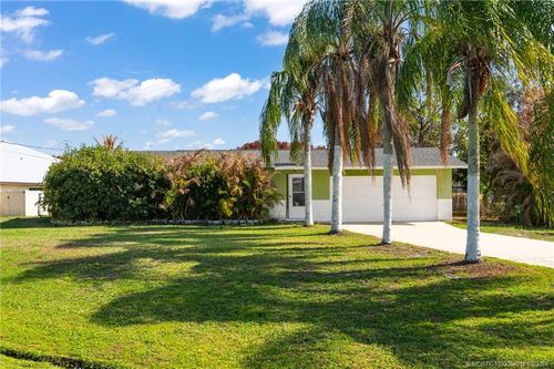 598 Sw Lakehurst Dr, Port St Lucie, FL, 34983-2465 | Card Image