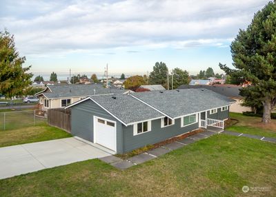 1535 W 7th Street, House other with 3 bedrooms, 1 bathrooms and 1 parking in Port Angeles WA | Image 1