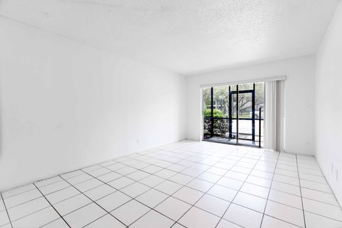 1050-490 Nw 20th Street, Boca Raton, FL, 33431 | Card Image