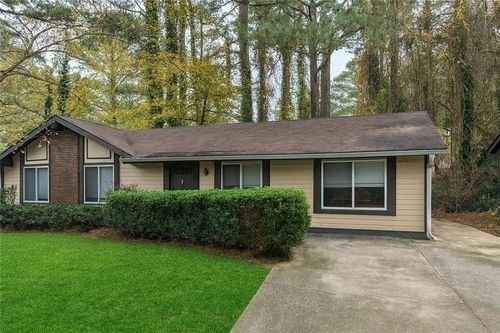 9020 Sterling Ridge Ln, Jonesboro, GA, 30238-4636 | Card Image