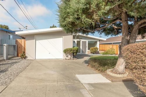 27458 Capri Ave, Hayward, CA, 94545-4002 | Card Image