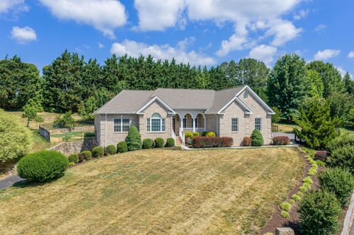 75 Walnut Manor Dr, Fincastle, VA, 24090-4032 | Card Image