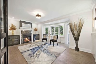 27 Glen Elm Ave, Home with 5 bedrooms, 7 bathrooms and 12 parking in Toronto ON | Image 2