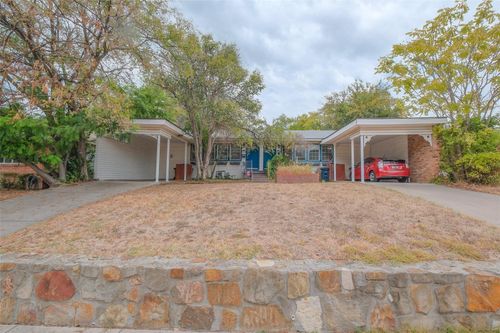 3902-3900 Dexter Ave, Fort Worth, TX, 76107-4433 | Card Image