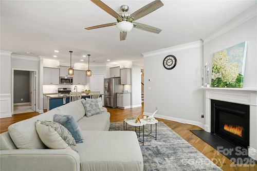 2274 Seagull Dr, Denver, NC, 28037-7873 | Card Image