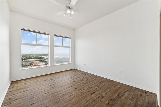 UNIT-2810 - 3505 Sage Rd, Condo with 2 bedrooms, 2 bathrooms and null parking in Houston TX | Image 14