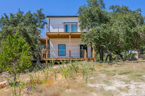 130 Forest Mist, Canyon Lake, TX, 78133-4452 | Card Image