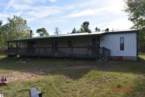 11565 Leline Rd, Roscommon, MI, 48653-8400 | Card Image