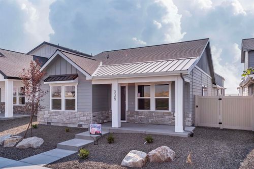 335 E Chevy Dr, Boise, ID, 83716-1018 | Card Image