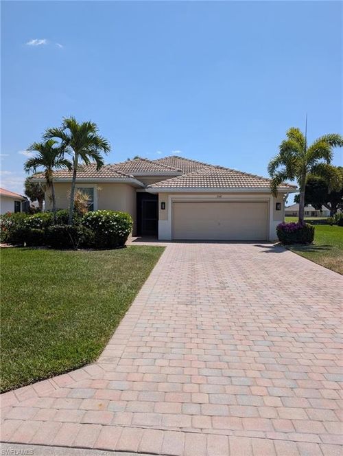 3268 Magnolia Landing Ln, North Fort Myers, FL, 33917-7807 | Card Image