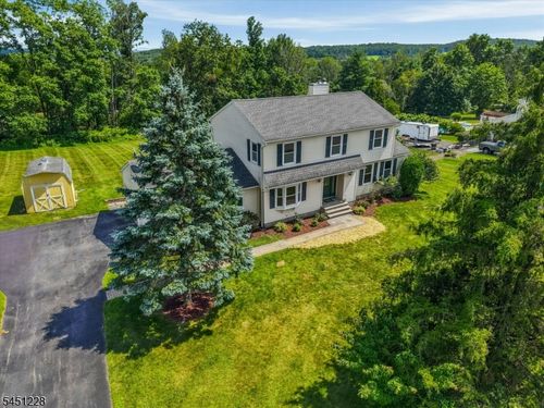 9 Northfield Dr, Sussex, NJ, 07461-3044 | Card Image