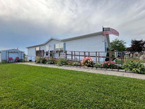 323 Grand River Dr, Adrian, MI, 49221-8794 | Card Image