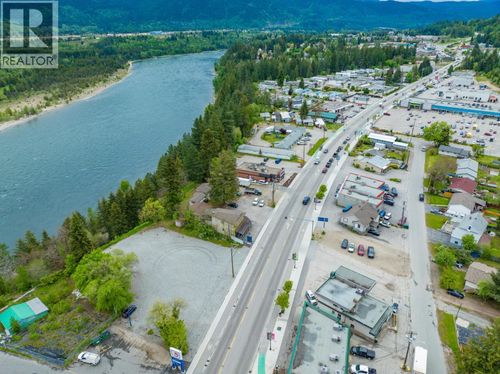 1445 Columbia Ave, Castlegar, BC, V1N1H8 | Card Image