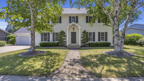 22 Eastbrook Lane, Fond Du Lac, WI, 54935 | Card Image