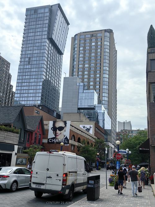 605-155 Yorkville Ave, Toronto, ON, M5R0B4 | Card Image