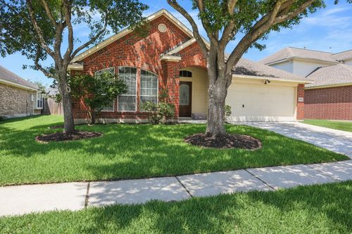 9902 Memorial Crossing Dr, Tomball, TX, 77375-4544 | Card Image